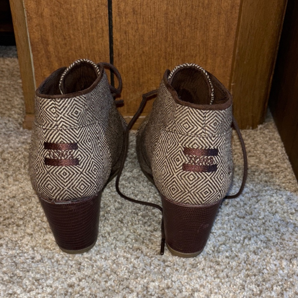 Brown Patterned Women's Shoes